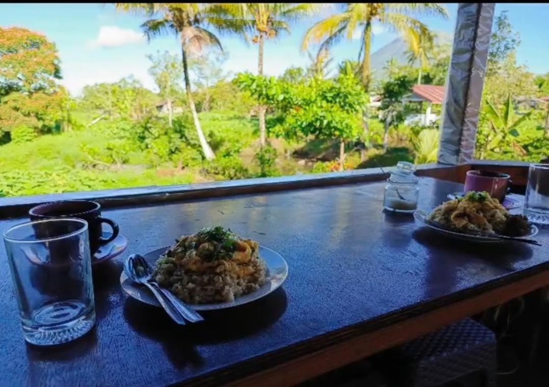 Talaga Tomohon Home Stay And Fishing Pond エクステリア 写真