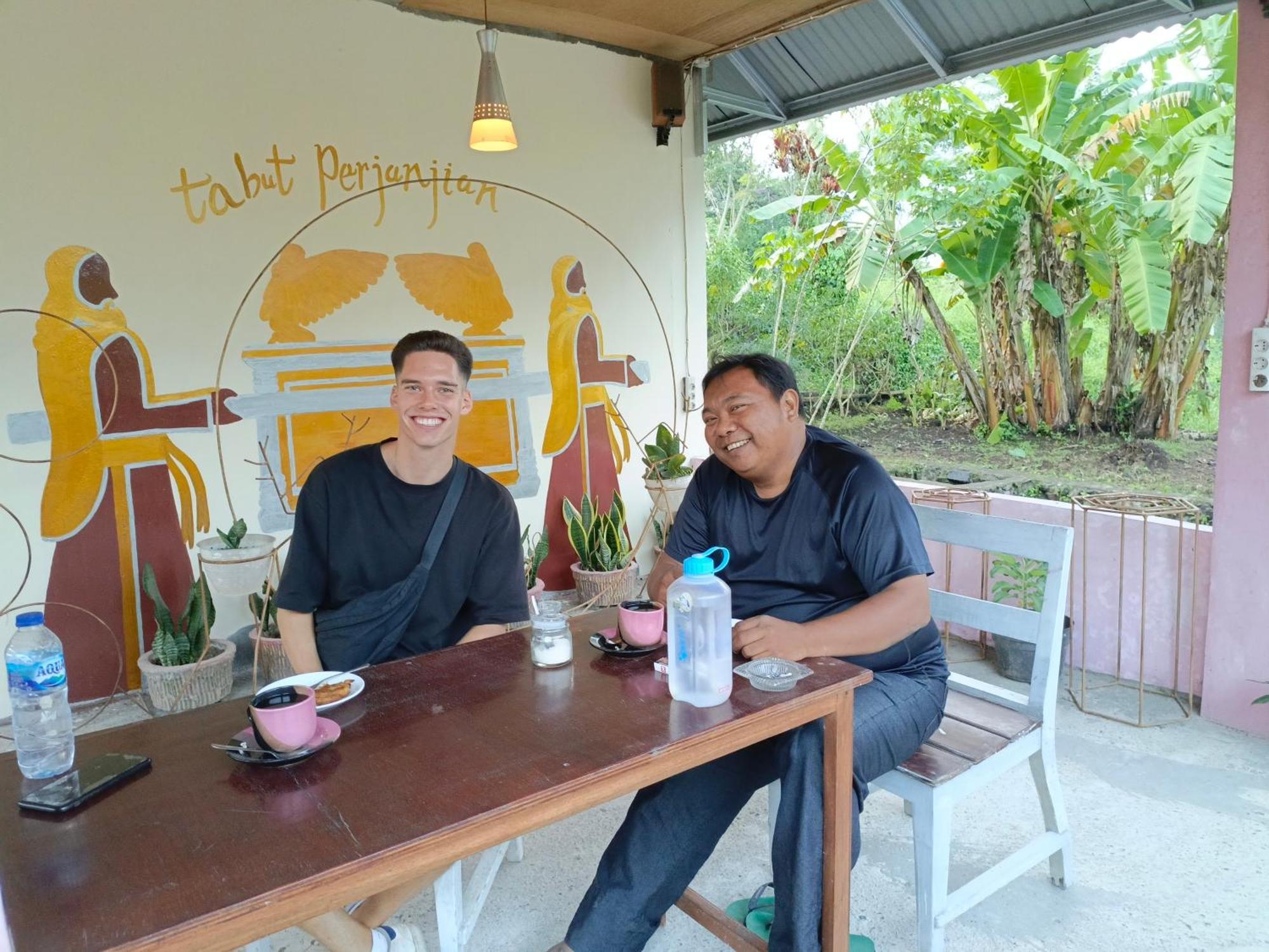 Talaga Tomohon Home Stay And Fishing Pond エクステリア 写真
